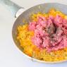 오븐에 다진 고기와 치즈로 채워진 파스타 : 요리 기능, 요리법 및 리뷰