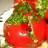 허브와 마늘을 곁들인 살짝 소금에 절인 토마토: 빠르고 고전적인 요리법