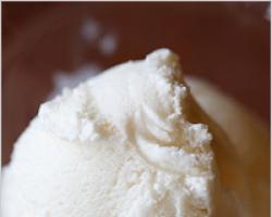 집에서 간단한 레시피로 맛있는 아이스크림을 만드는 방법